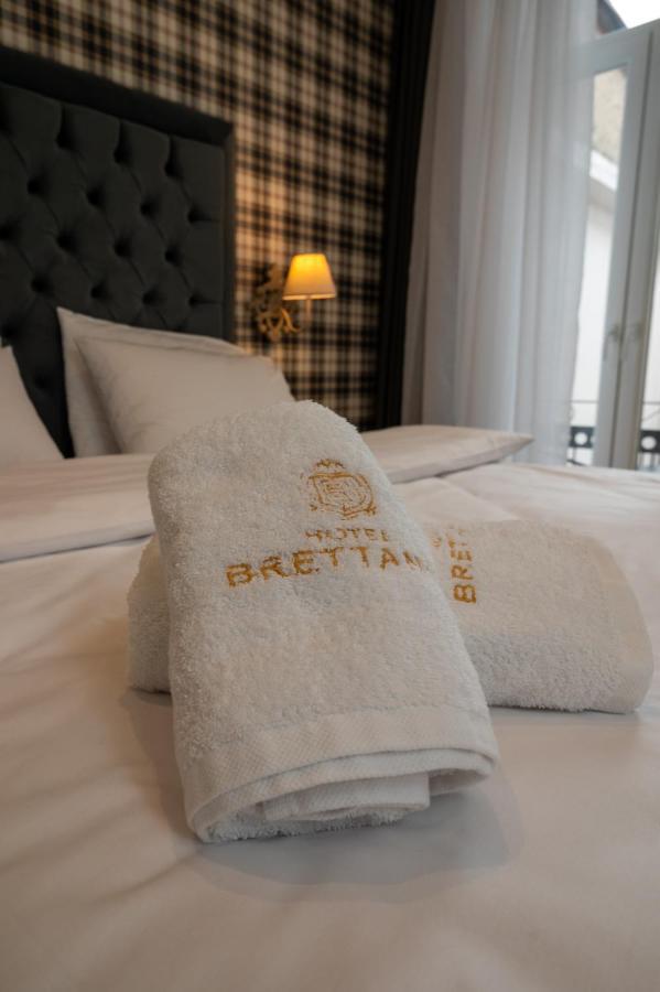 Brettania Hotel Ioannina Buitenkant foto