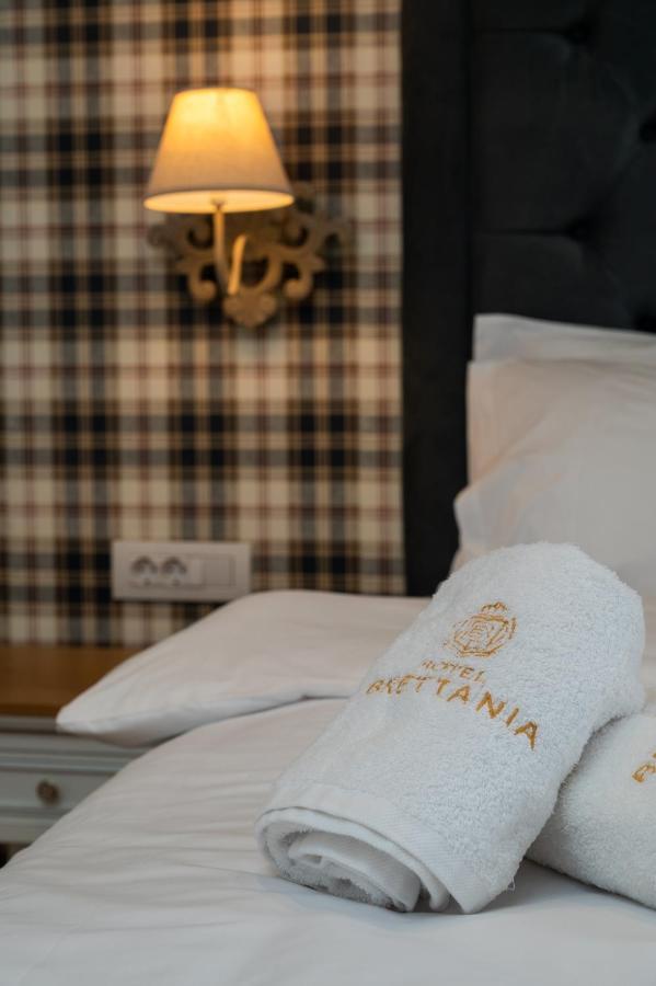 Brettania Hotel Ioannina Buitenkant foto